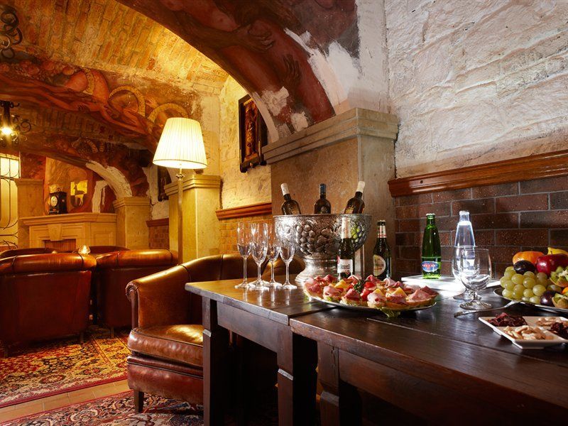 U Pava Hotel Prague Exterior photo
