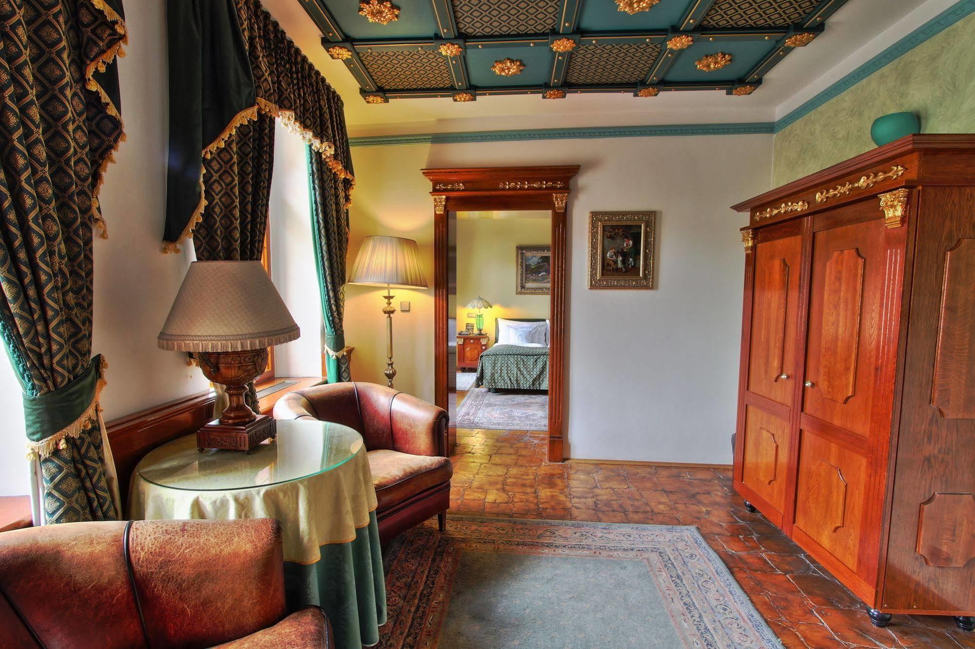 U Pava Hotel Prague Exterior photo